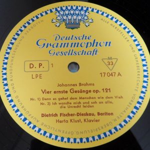 Brahms 4 serious songs  Fischer-Dieskau Klust DGG LPE 17047 Tulips lp 1957