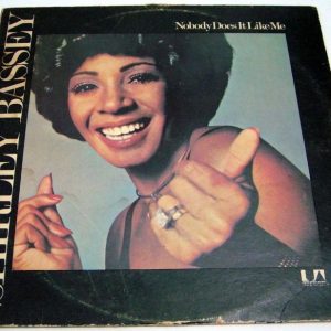 Shirley Bassey – Nobody Does It Like Me LP Israel Israeli press 1974